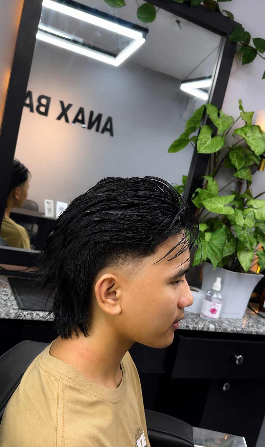 Inside Anax Barber, Nadipur